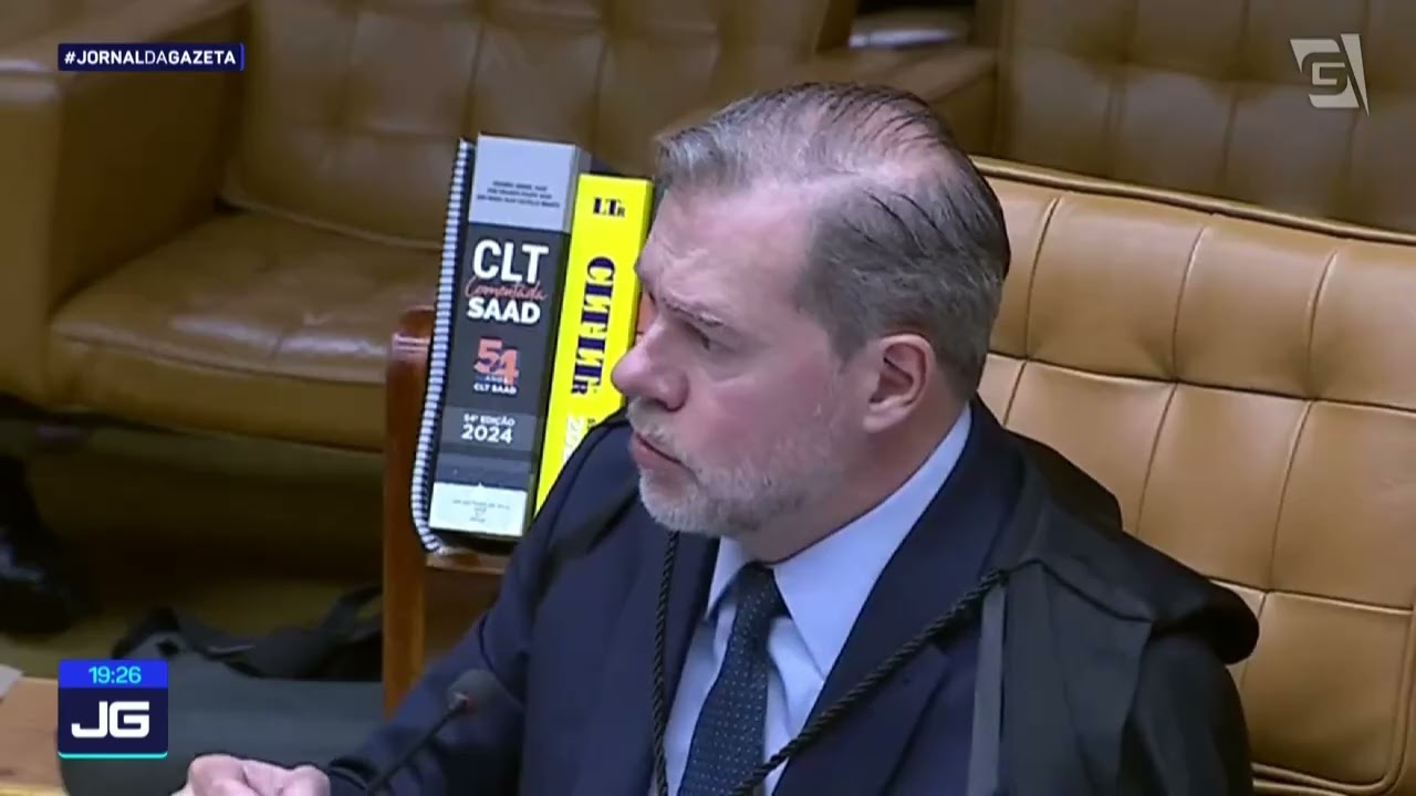 Ministro do STF Edson Fachin divulga nota em defesa da atuação de Dias Toffoli no caso Master