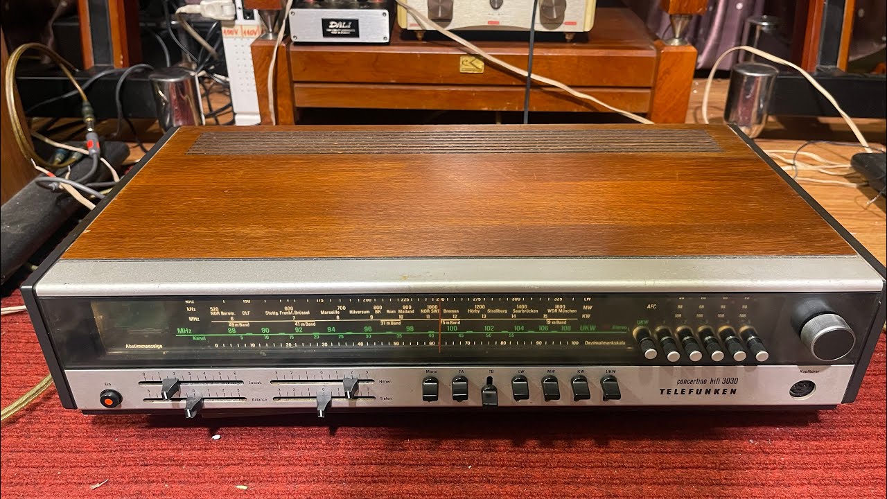 Thanh lý Ampli Telefunken 3030: Giá 