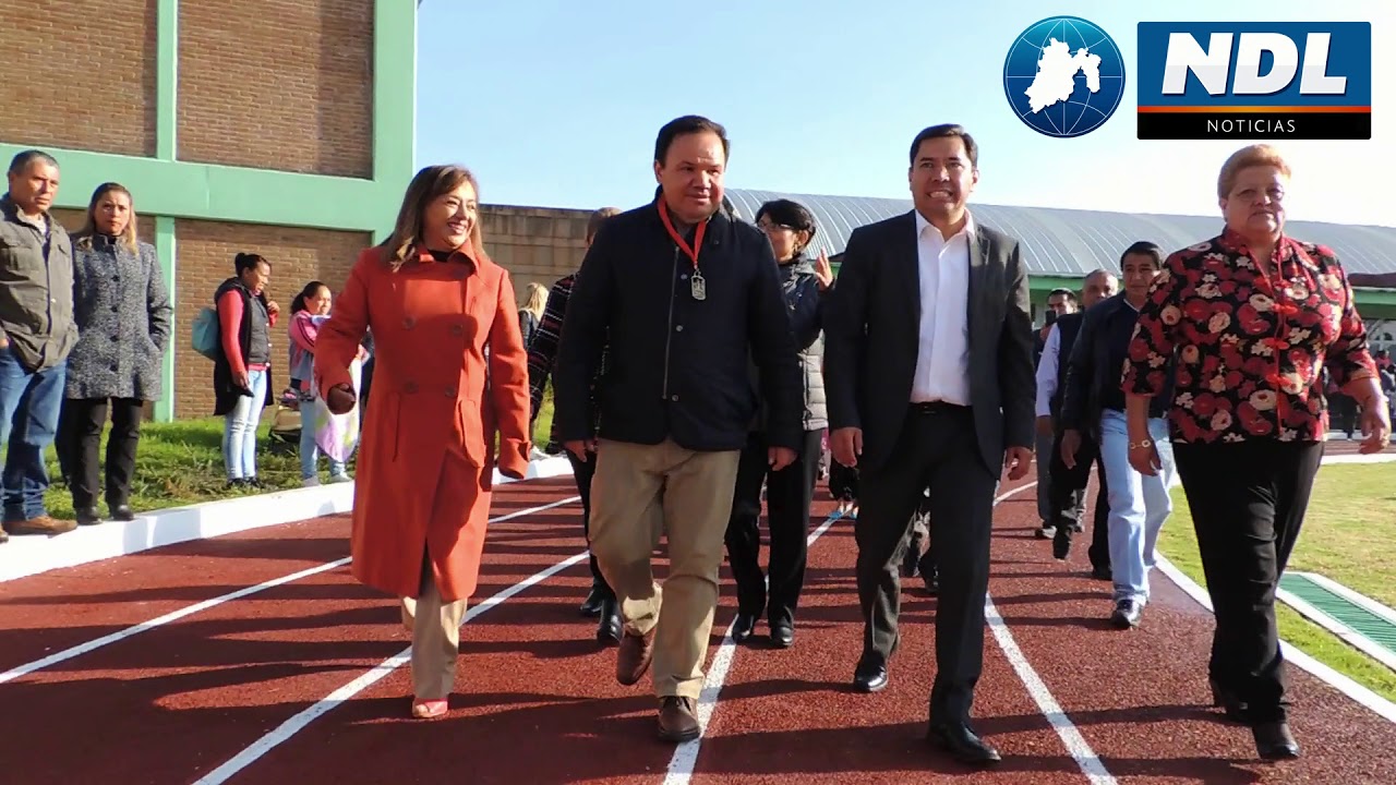 Entrega de Obras en la escuela primaria Anselmo Camacho de Lerma