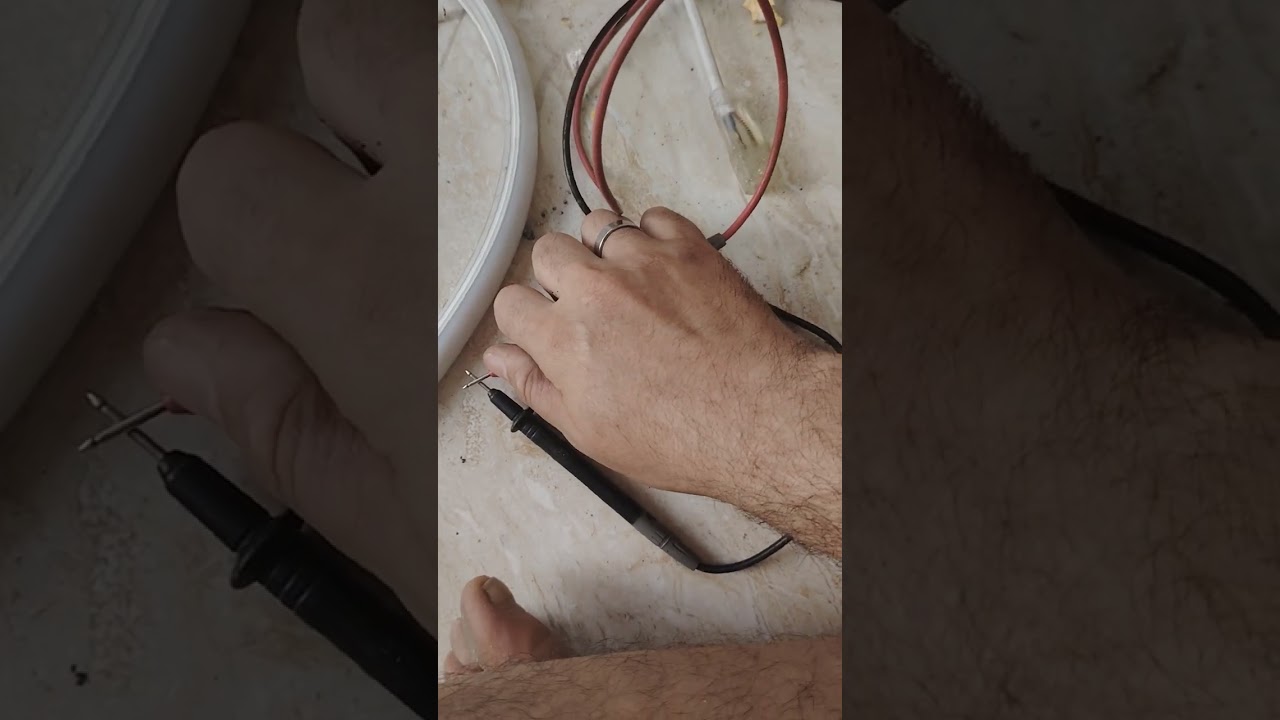 Surprise:Whats inside led  transformer? مفاجئه: ماذا تحتوي @DiodeGoneWild محولة شريط الليد