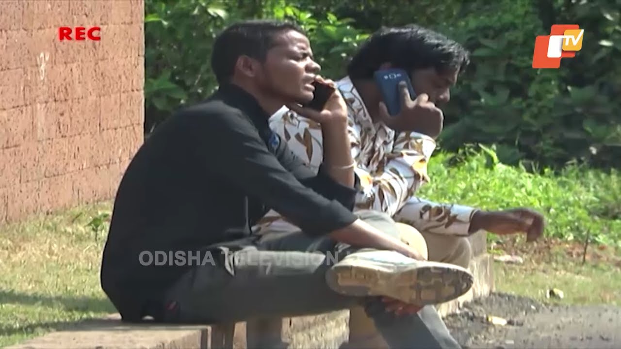 Aagyan Mind Kale Ki | ମୋ Callର Answer ତୁ କ'ଣ ଦେଉଛୁ - Funny Odia Prank Video