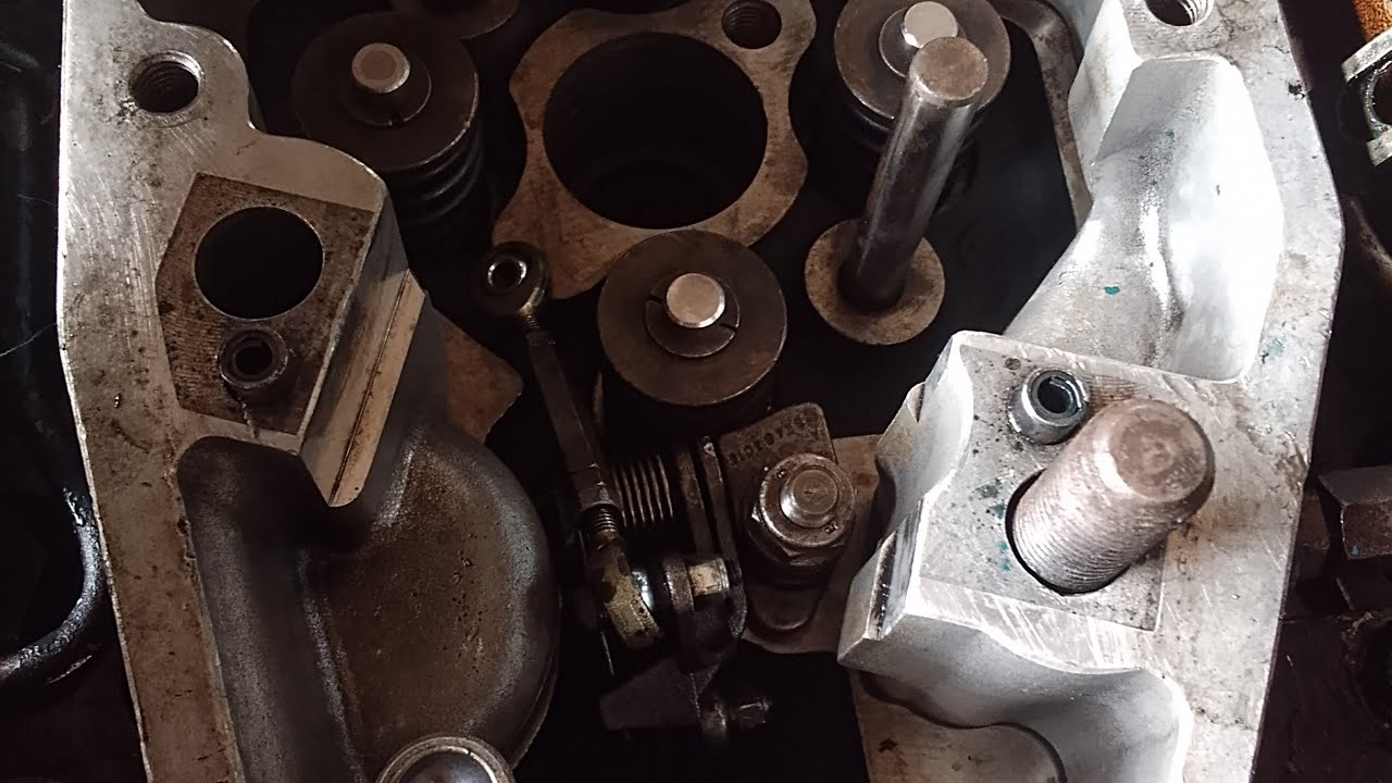 Watch me as I remove Perkins 4000 series injector nozzle