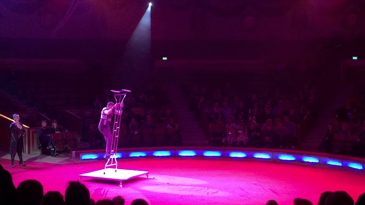 Robi Berousek The Lord of the Ladder - Circus Krone Bau 2016