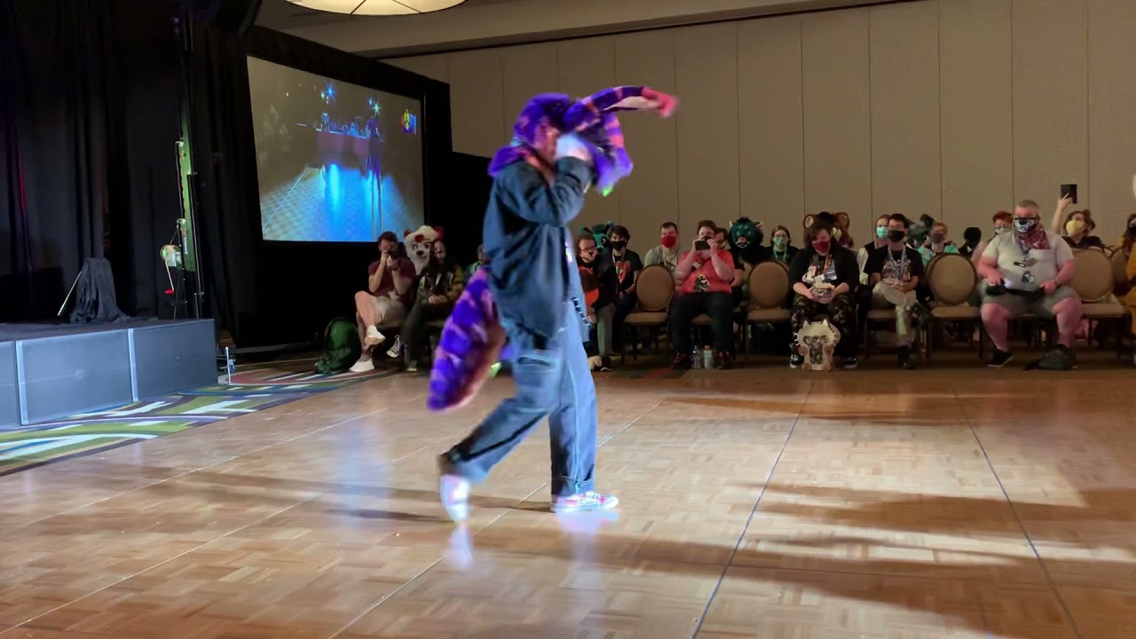 PDFC 2022 - Snow - Fursuit Dance Comp