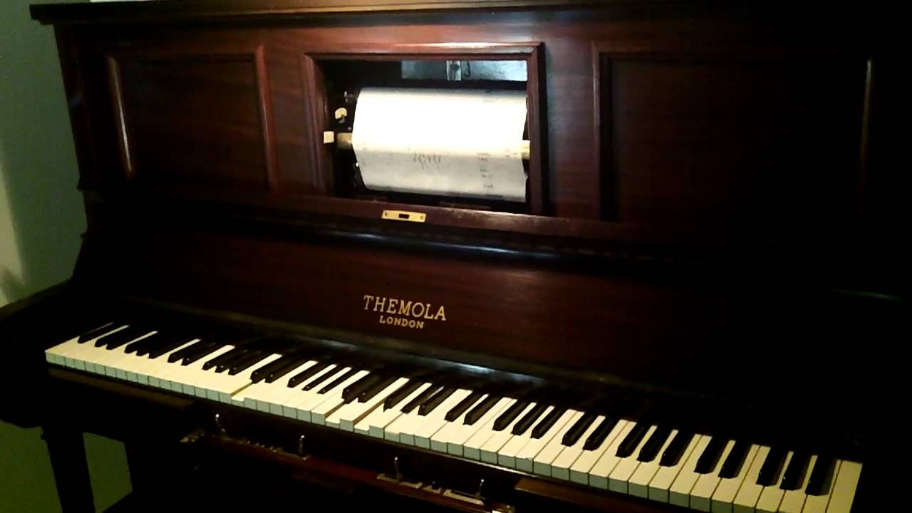 1928 Themola London Pianola - Notre Dame Victory March
