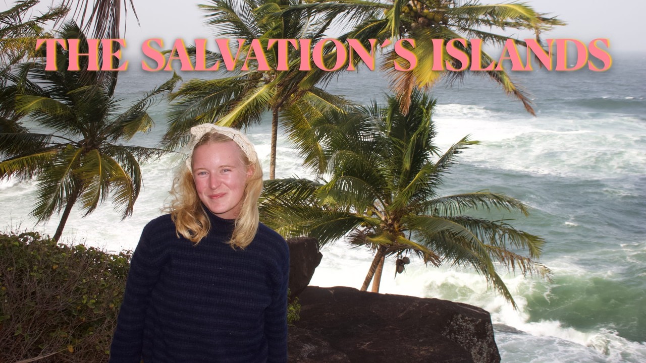 sailed to the salvation´s island! she started to cry when we saw this wild animal...