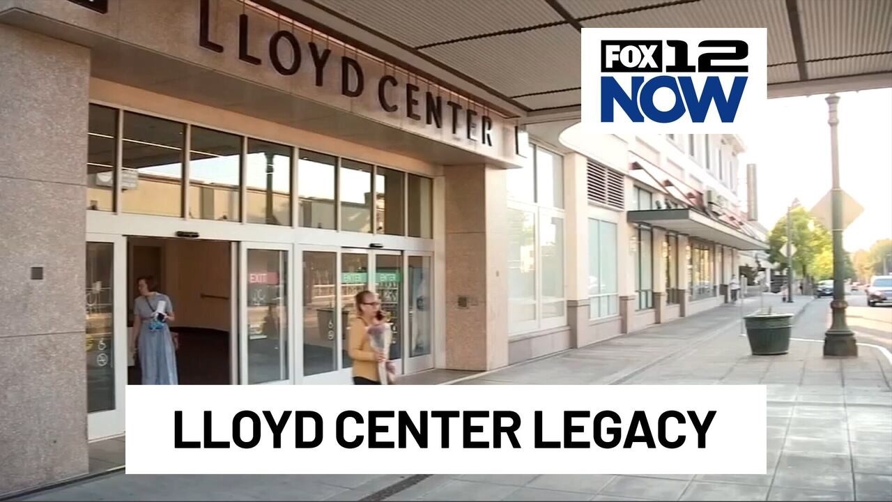 Местное сообщество отмечает наследие и вспоминает Lloyd Center в его последнюю неделю