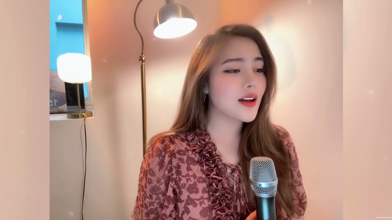 NGOÀI 30   THÁI HỌC x LÊ CHÍ TRUNG   NGÂN NGÂN COVER   Nửa thế giới em dành cho một ai đó thôi