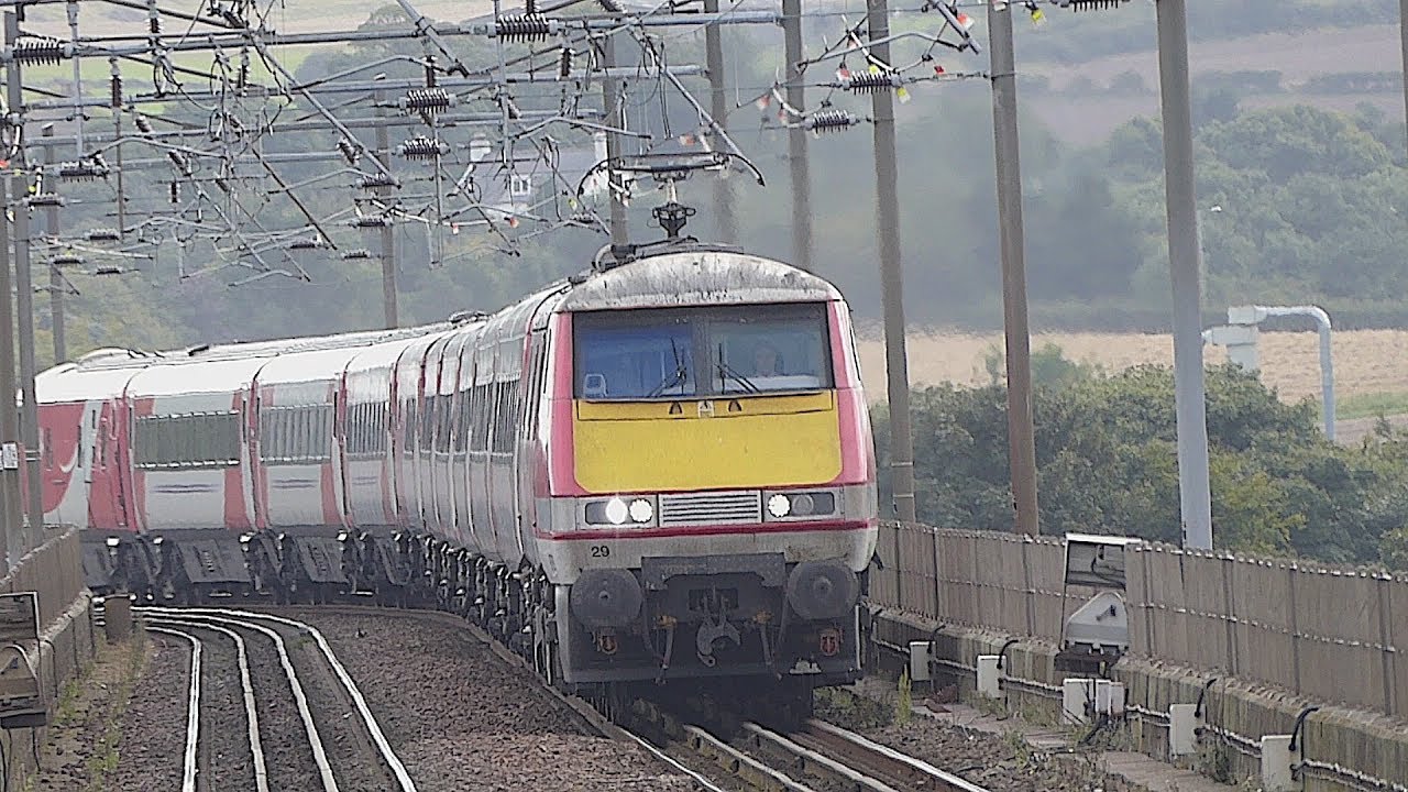 Berwick-upon-Tweed Railway Station (30/8/2017)