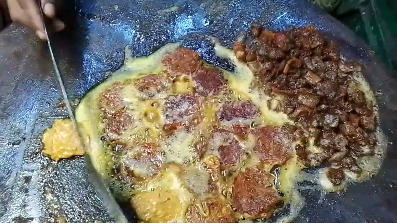 Khilgaon Street Food | Gorur Vuri & Bot Halim Only 30 Taka | 5 Taka Beef Tikiya | Dhaka Food