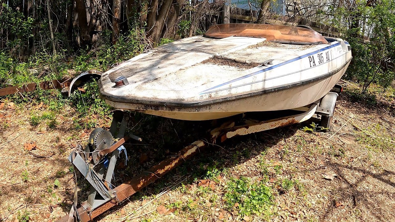 Will It Run? 80's UltraNautics JetStar 1250 Jet Boat Sitting 20 years - NNKH
