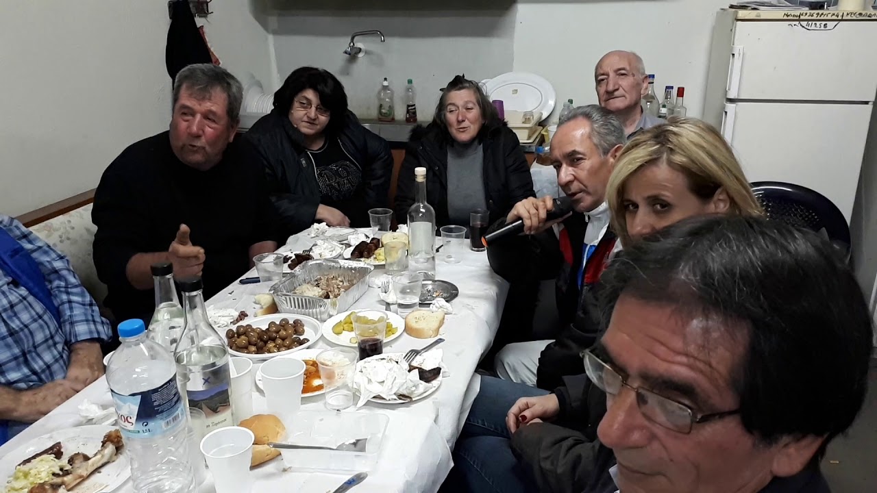 Νικόκλεια. Οι παρέες γράφουν ιστορία. Άνοιξε για λίγο την πόρτα  3-11-2018