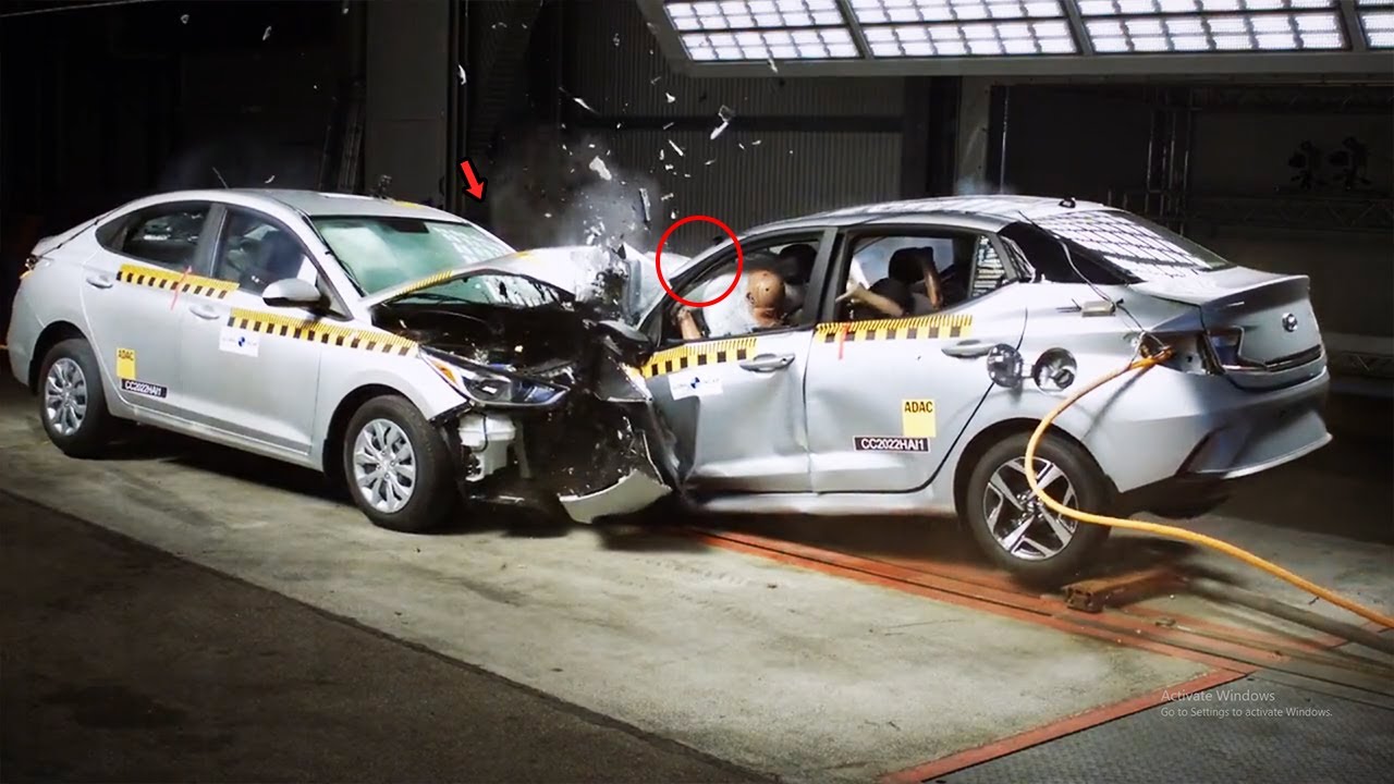 HYUNDAI VERNA VS AURA CRASH TEST 😱 SEE THE DIFFERENCE OF BUILD QUALITY | GLOBAL NCAP