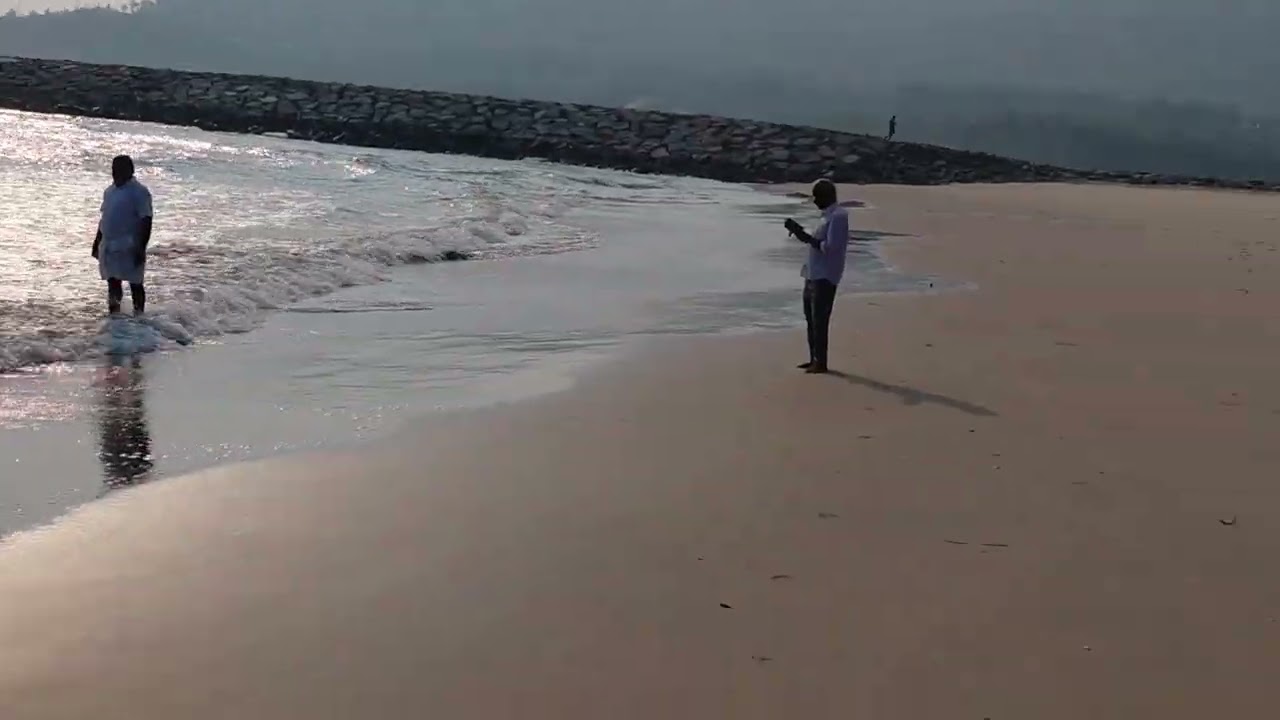 Choottad beach scene.