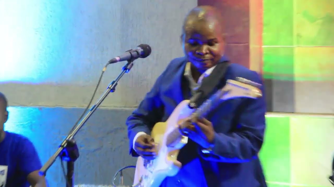MC BAND - MJINGA  Song - Live at KENYA CINEMA 2016