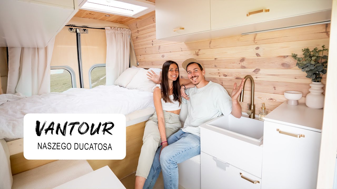 VAN TOUR Ducato L4H3  - luksusowy kamper z rozkładanym łóżkiem, prysznicem i dwoma stolikami