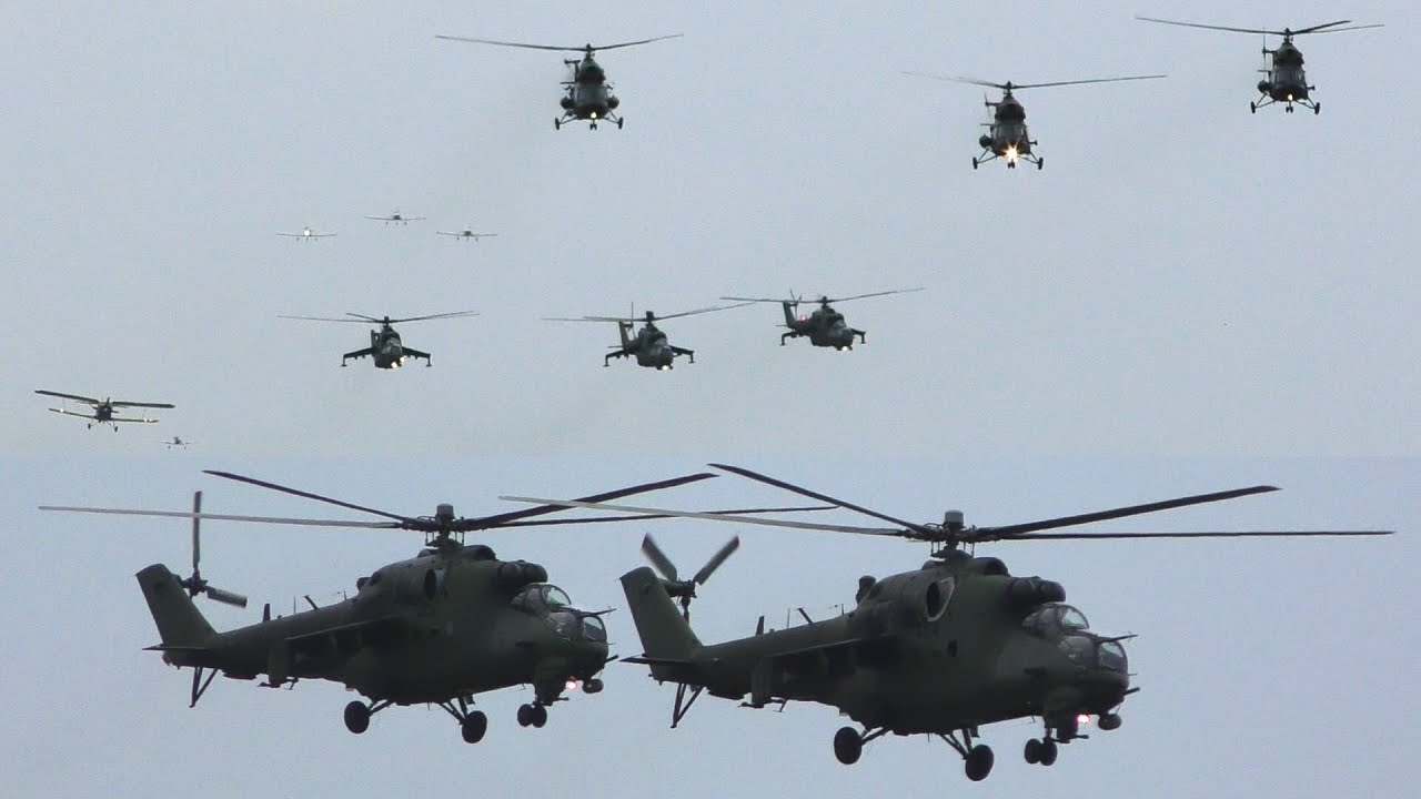 Polish Army Helicopters  FORMATION FLYPAST | Mi-24 | Mi-2