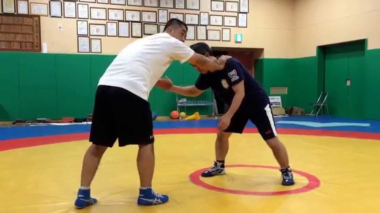 組手の基本 Wrestling : Basic hands work
