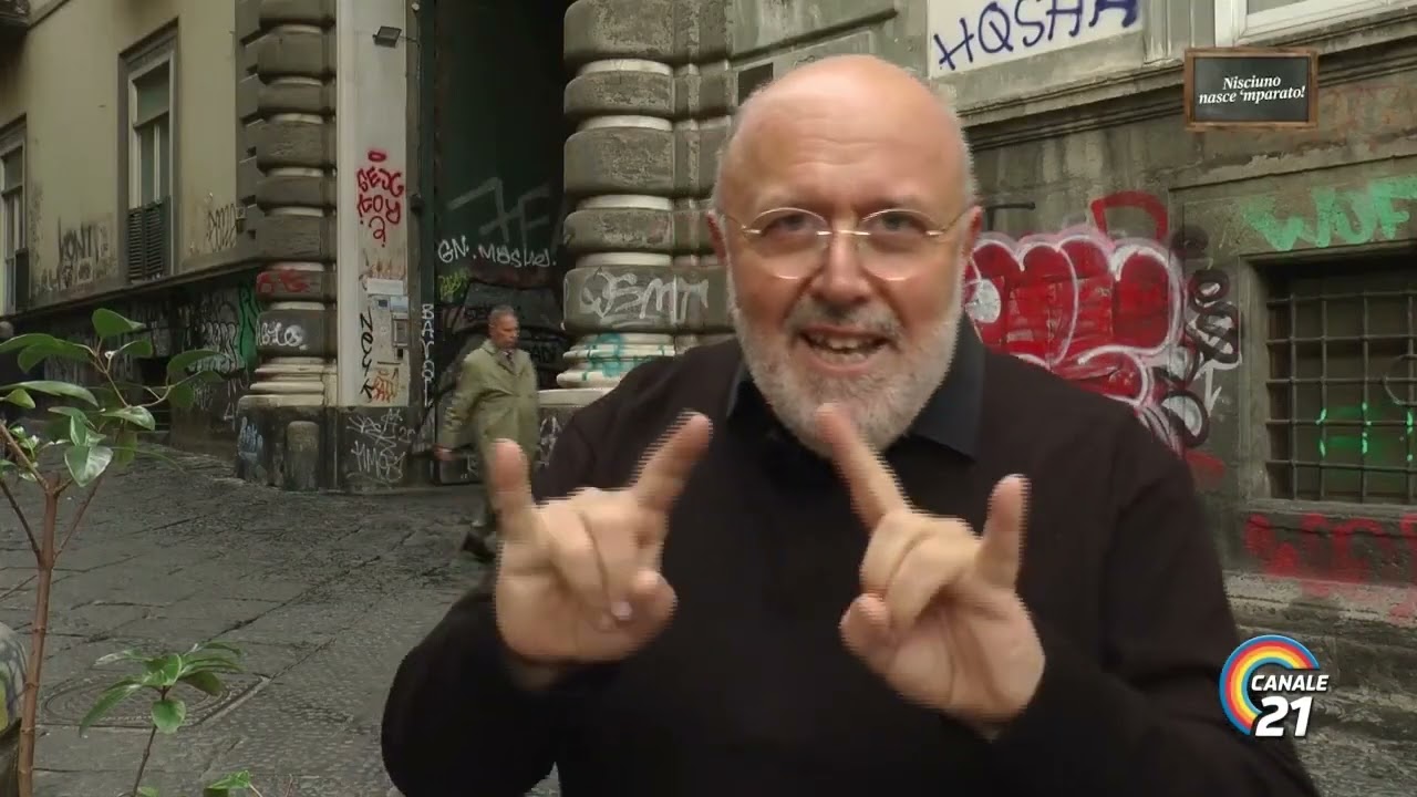 Nisciuno nasce 'mparato - La piazza più esoterica di Napoli