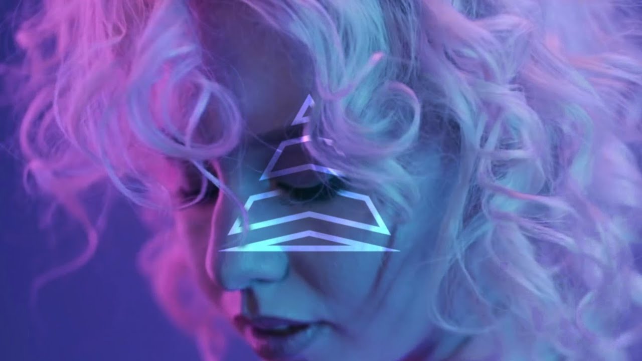 Slow Motion (P.A.F.F. Remix) – Karolina Stanisławczyk x Urbaniaque [Official Music Video]