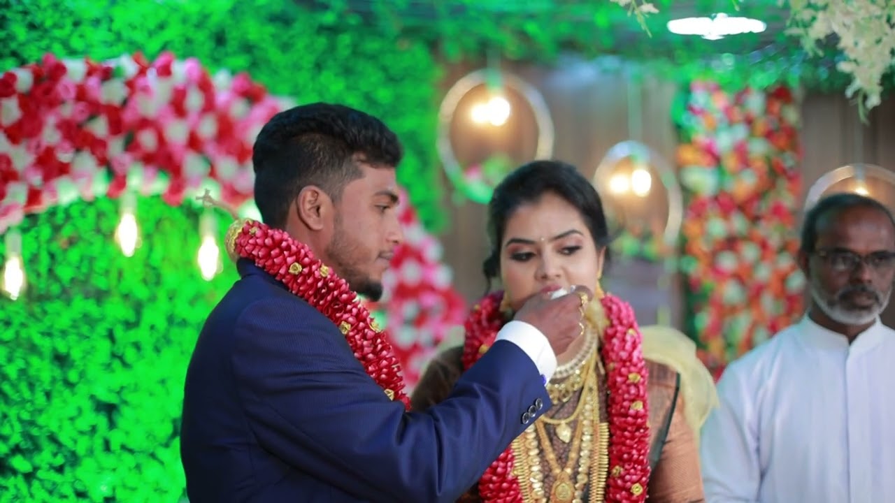 Mithunson weds  godfri