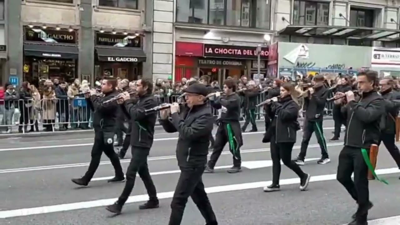 Ávila en el desfile de San Patricio