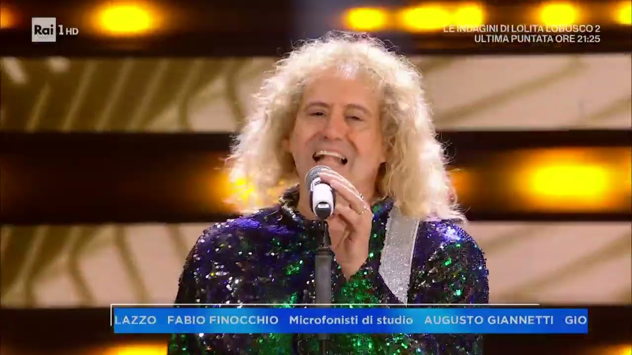 Cugini di campagna cantano 