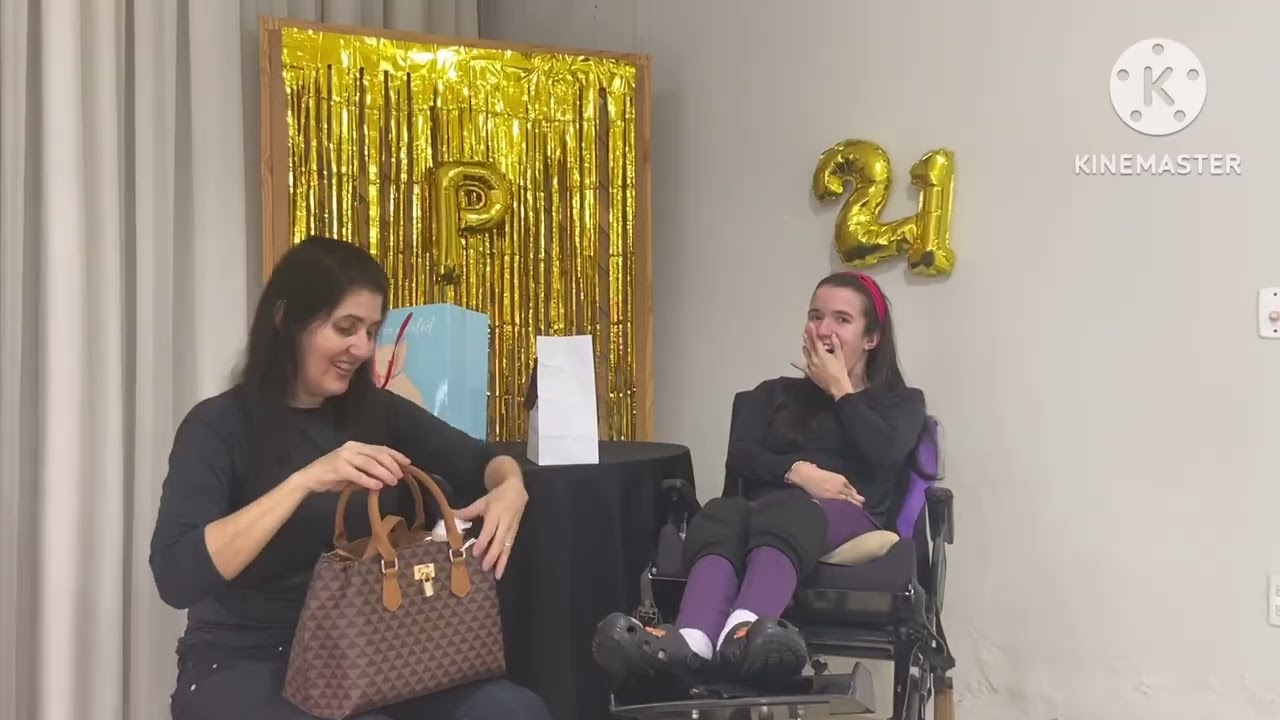- Parte 2 / Abrindo os Meus Presentes de 21 Anos 🎁