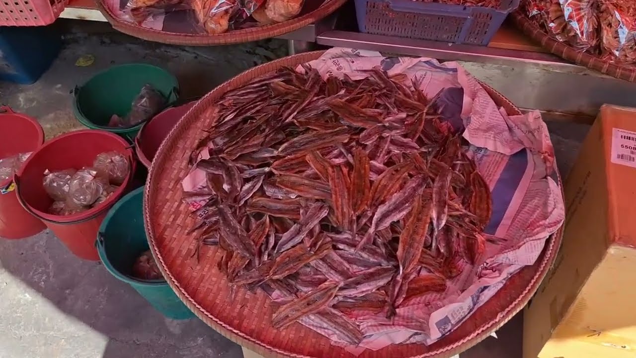 Chiang Mai Pazarları ve Yemekleri #thailand #chiangmai #streetfood #chiangmaimarkets #thaifood