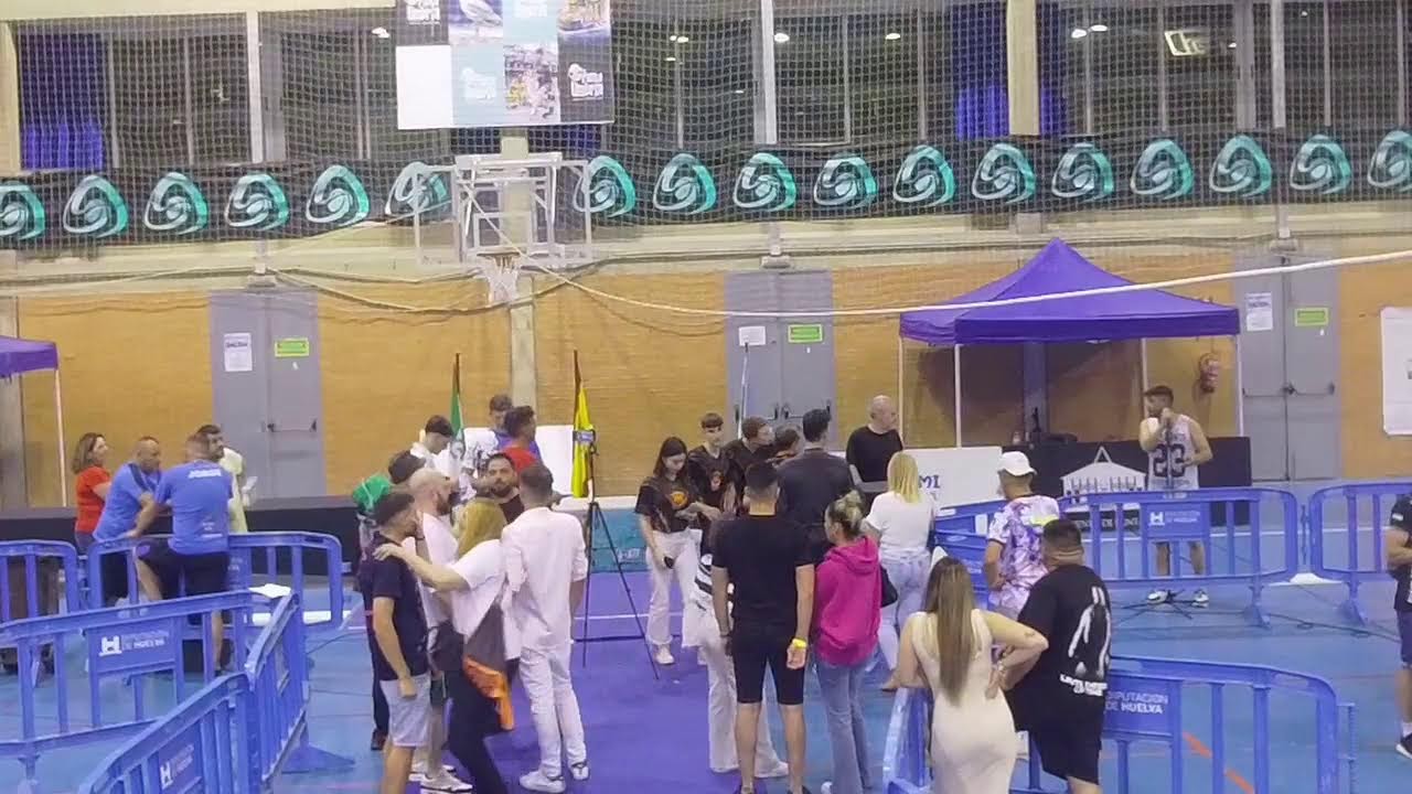 TSUNAMI PUNTA UMBRIA 24 PARADO Y FEMENINO