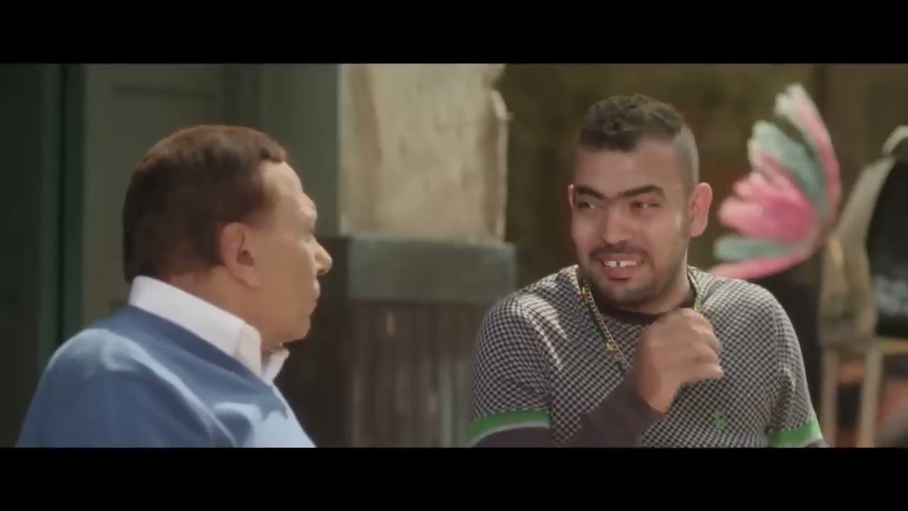 أي باد باسم أنقذ بهجت من عبده.. والحارة ساعدت في تنضيف البيت #صاحب_السعادة