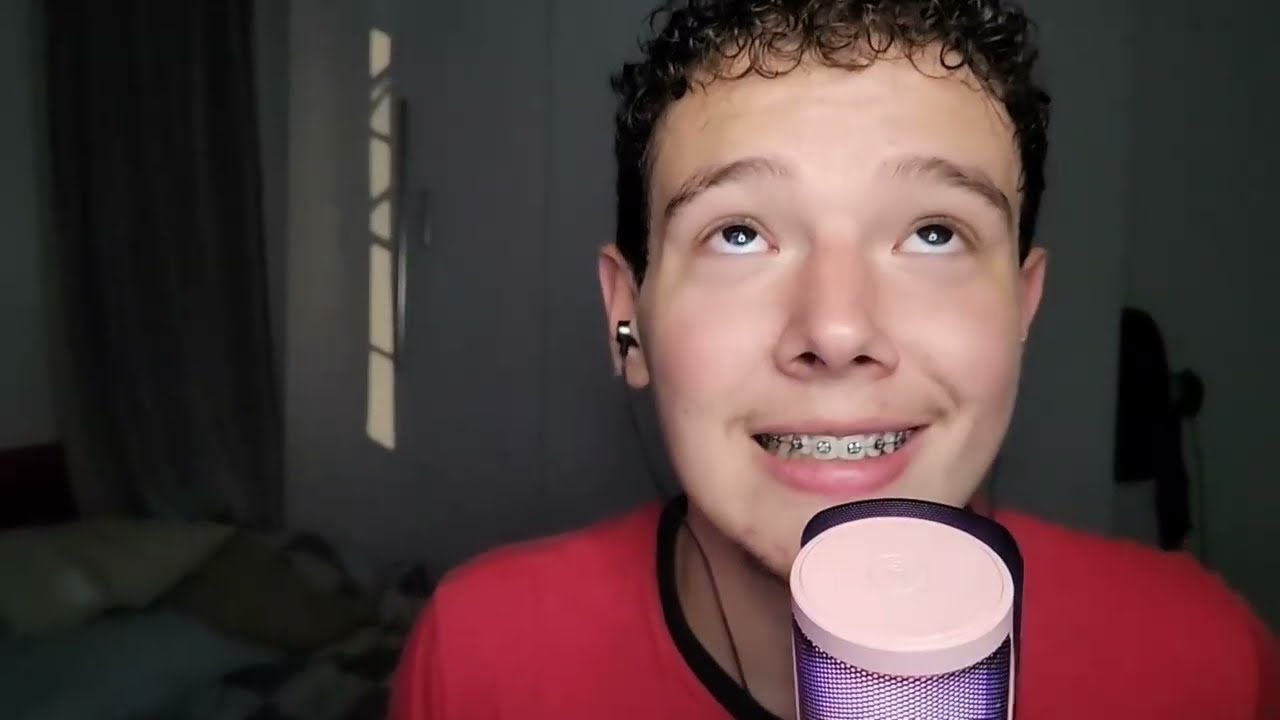 Asmr- Lendo historias de terror