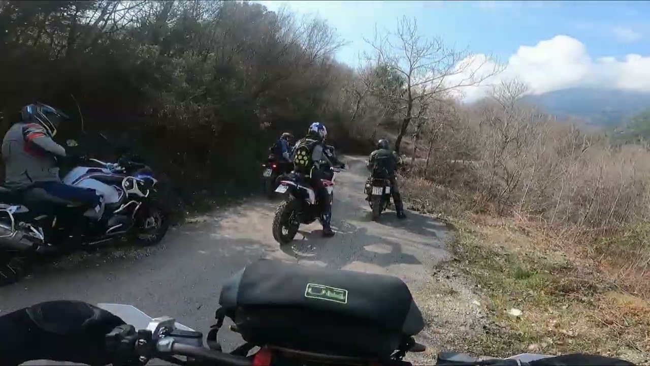 Βολτα στα βουνα της Καρδιτσας με τον ΣΜΟΚ