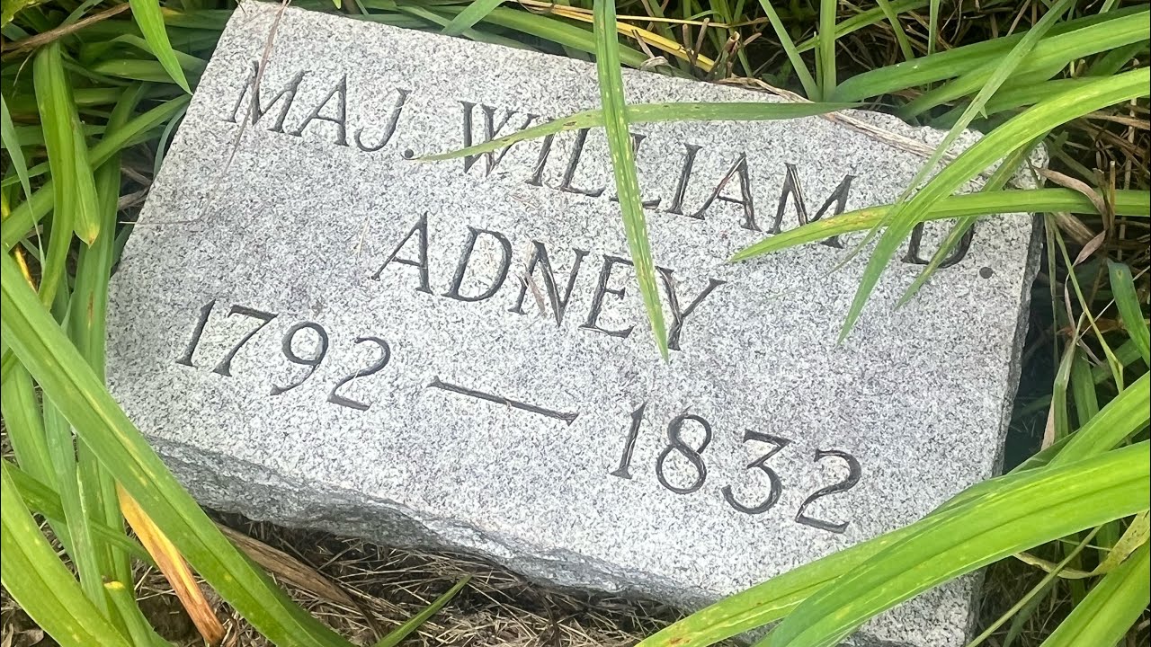 An Alone Gravesite of a War of 1812 Veteran Outside of Platteville.