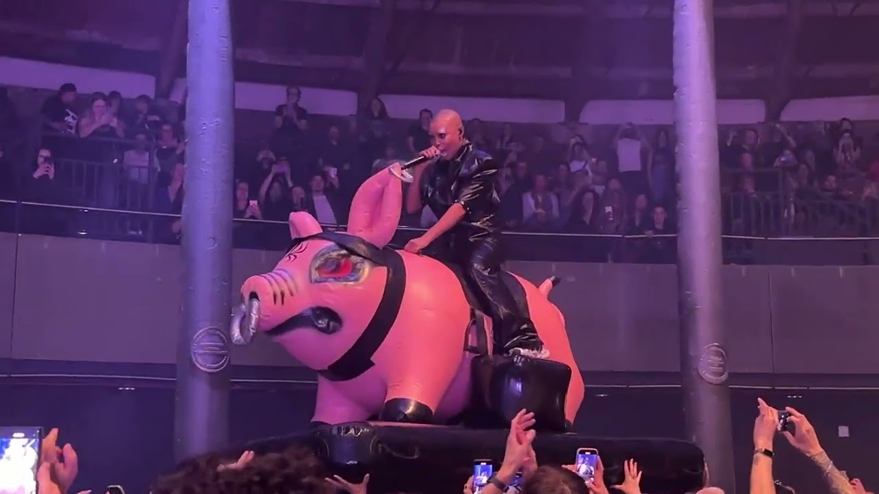 Skunk Anansie - Piggy (The Roundhouse, London, March 28, 20250 LIVE/4K