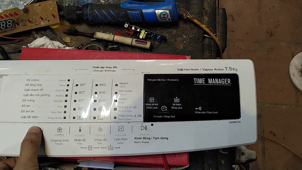 Máy giặt elextrolux cửa ngang lỗi e40. Cách reset lỗi