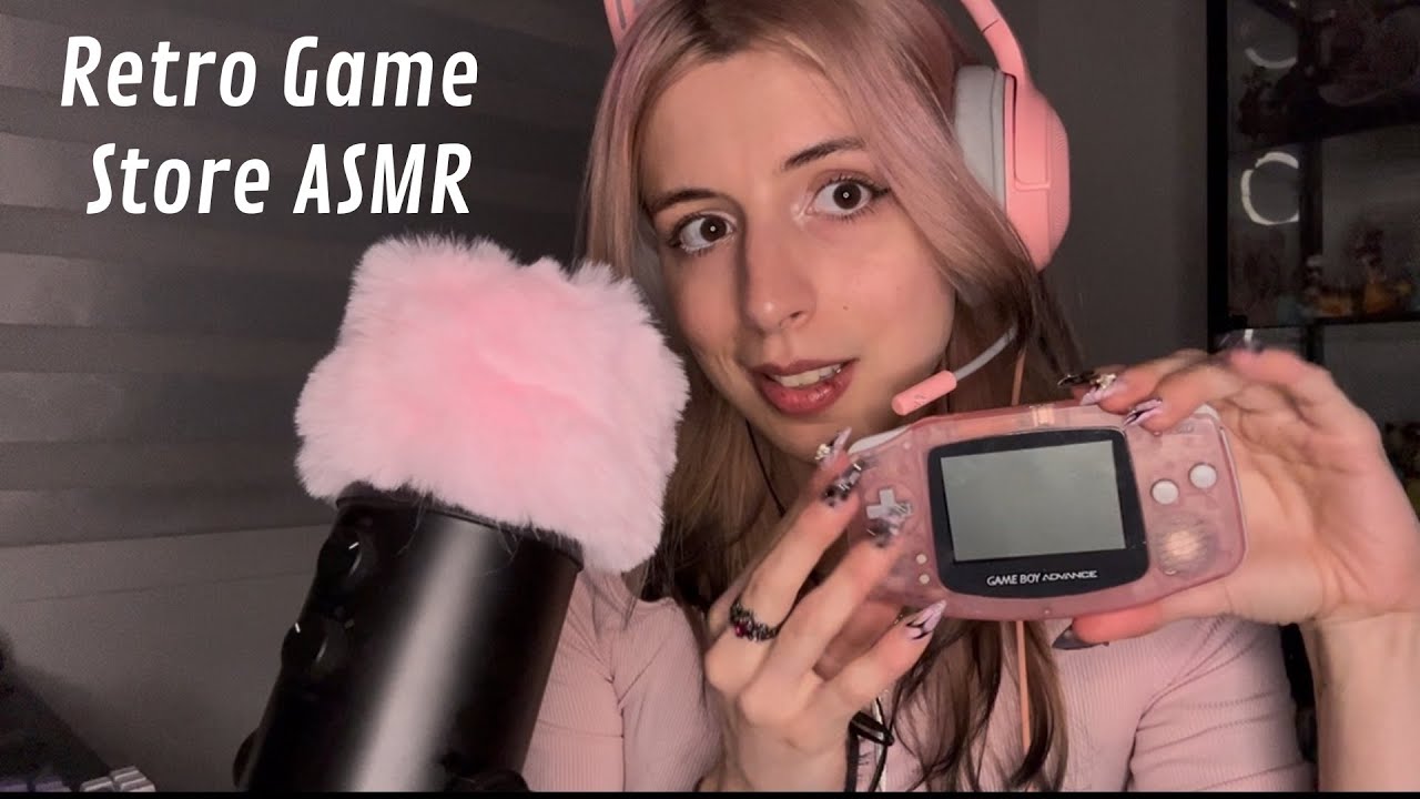 ASMR🎀E-girl Assists You at the Retro Game Store🎮{whispering/soft speaking, long nails tapping}