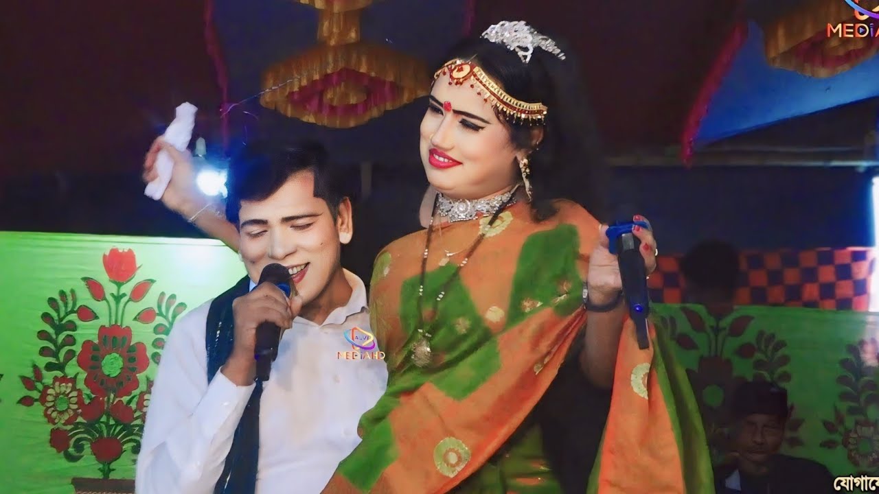 যদি থাকো কাছাকাছি মনে হয় বেঁচে আছি তুমি ছাড়া এলোমেলো পৃথিবী আমার এই মন শুধু তোমাকে চাই