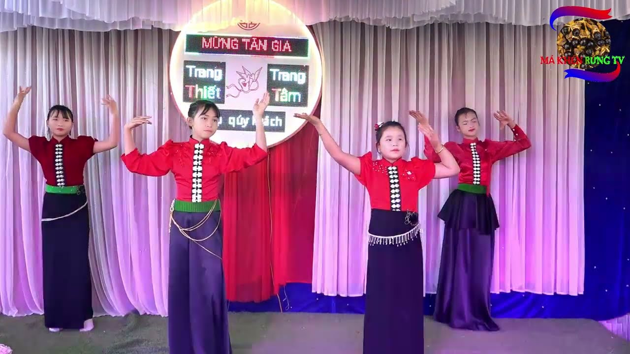 Phiên bản múa lăm tơi remix lỗi của các bé mới lớn