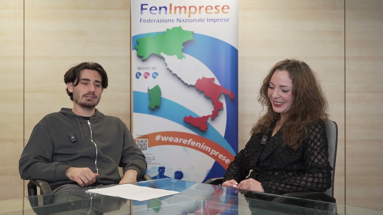 Noemi la fondatrice di #tobesocial intervistata da Lorenzo