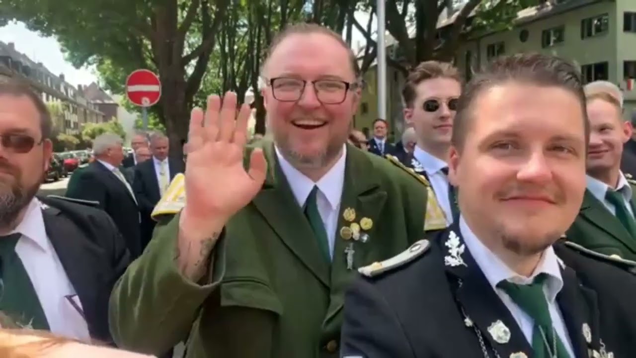 D&uuml;sseldorf Wersten - Live von der Parade der Werstener Sch&uuml;tzen 2022
