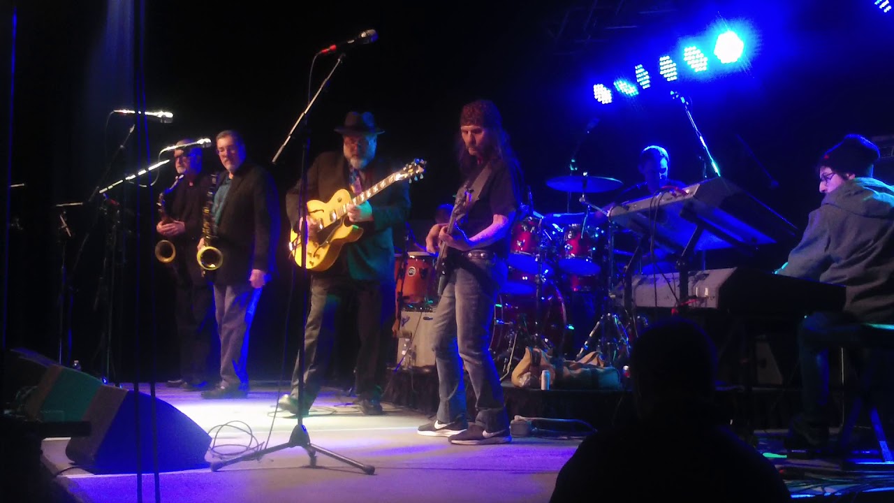 Willie May Band 