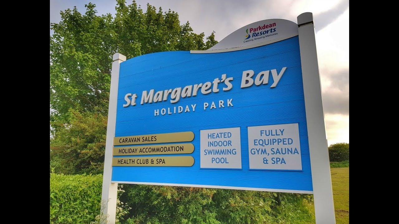 St Margaret's Holiday Park -  Hotel Room 18 Review and Tour