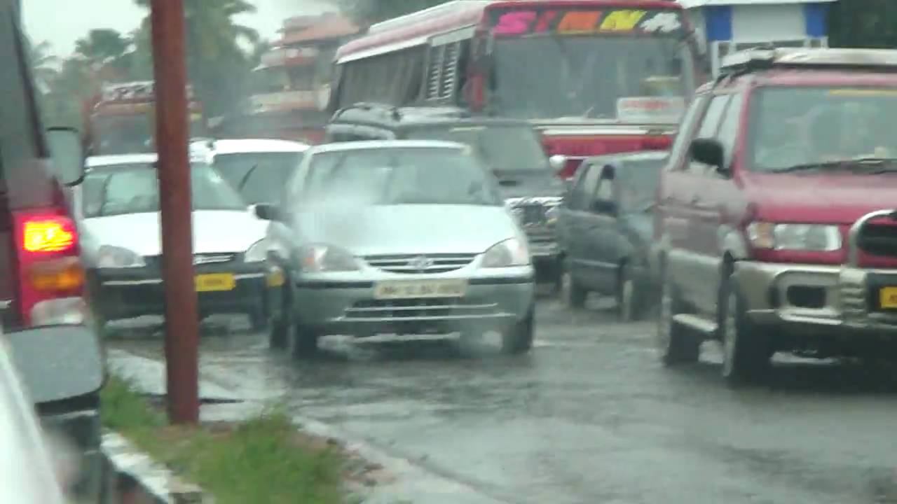 KERALA ROADS AND TRAFFIC