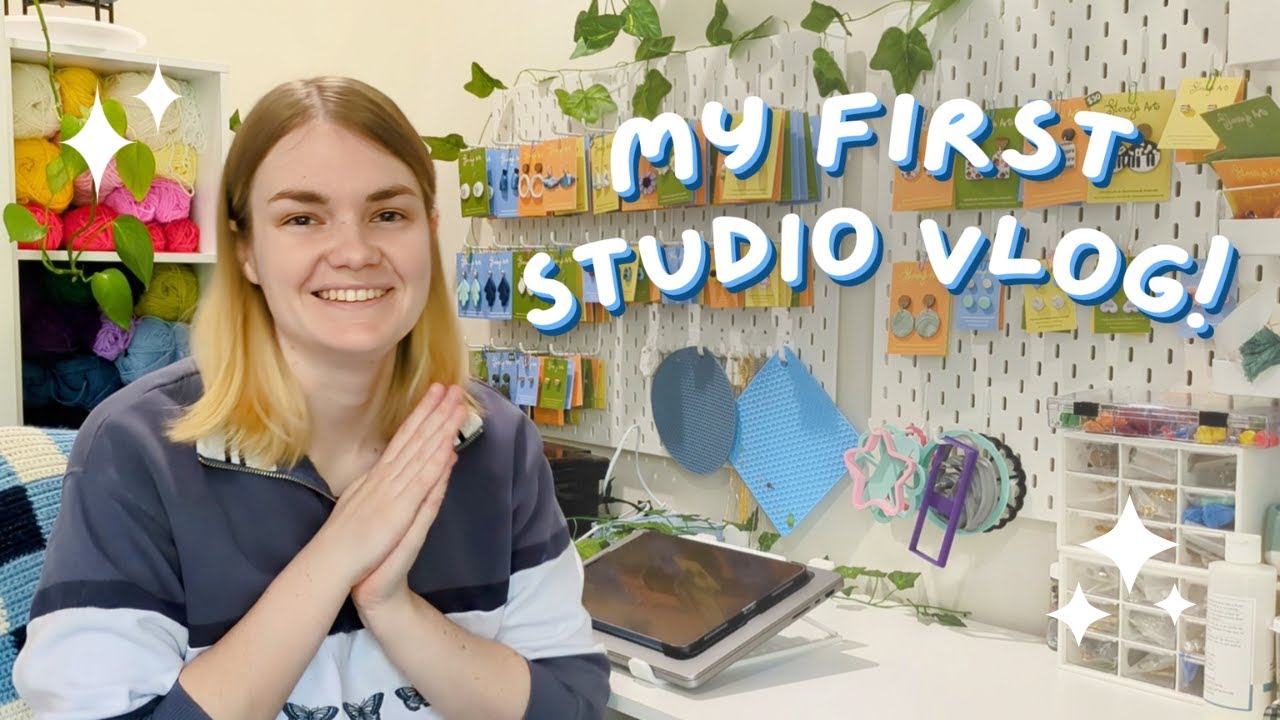 My first ever studio vlog! ✨ Building studio furniture, introducing my channel.
