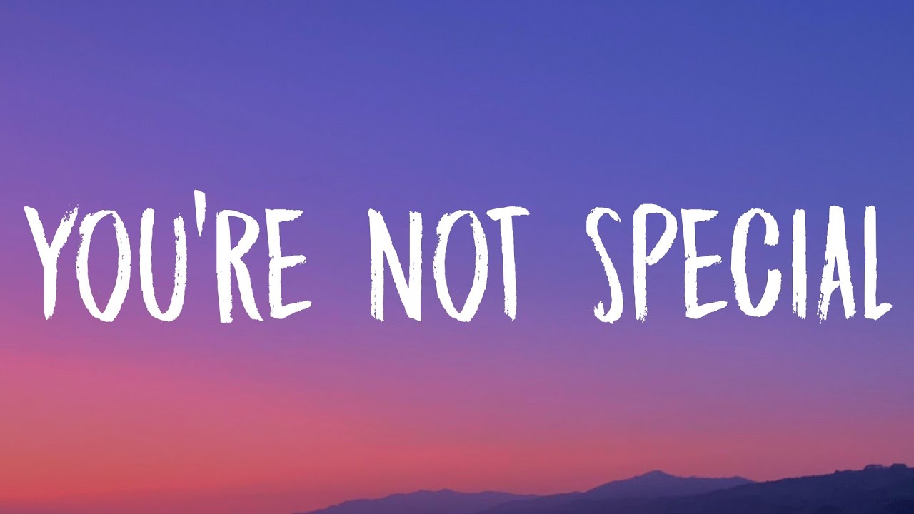 Maggie Lindemann - you're not special (Lyrics)