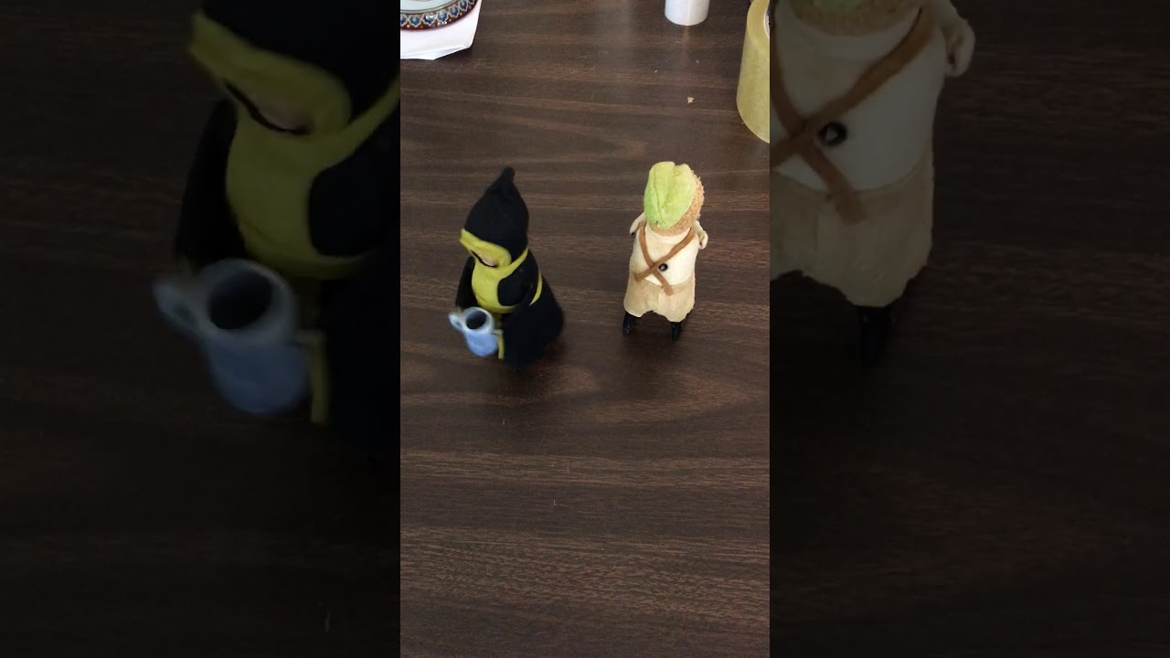 Schuco Wind Up Toy German Drinkers