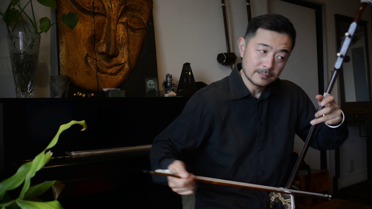 金蛇狂舞