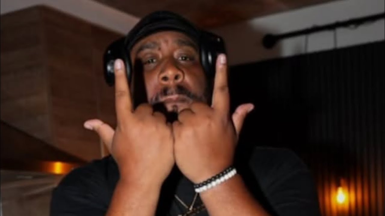 Chilla Jones Pulls Up,The Reason Hitman Holla vs Murda Mook Dropped The Next Day,Eazy vs Twork