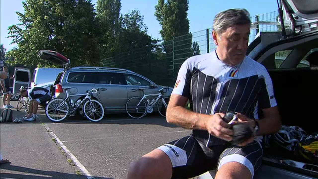 London 2012: Belgian cycling legend Eddy Merckx leads Belgian cyclists to London